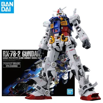 Bandai Gunpla Пг Unleashed 1/60 Gundam Rx-78-2 Pgu 2,0 Събрана модел 40-годишнината на Сбирка Комплекти за Роботи Модели Детски Подарък