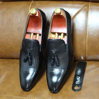 Зимни обувки Мъжки лоферы с пискюли от Естествена Кожа, Черен и Кафяв Цвят, Без шнур Мъжки Модел обувки Дизайнерски обувки Сватба официалната обувки